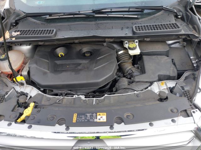 1FMCU9J97HUE98023 Ford Escape Titanium
