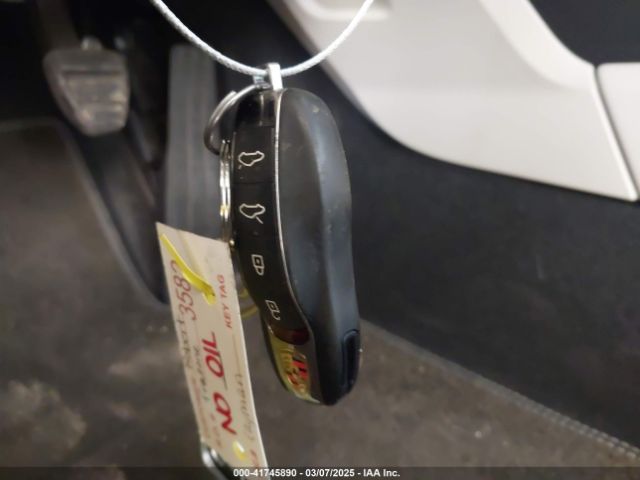2024 PORSCHE 718 CAYMAN WP0AA2A83RK255017 Photo 10