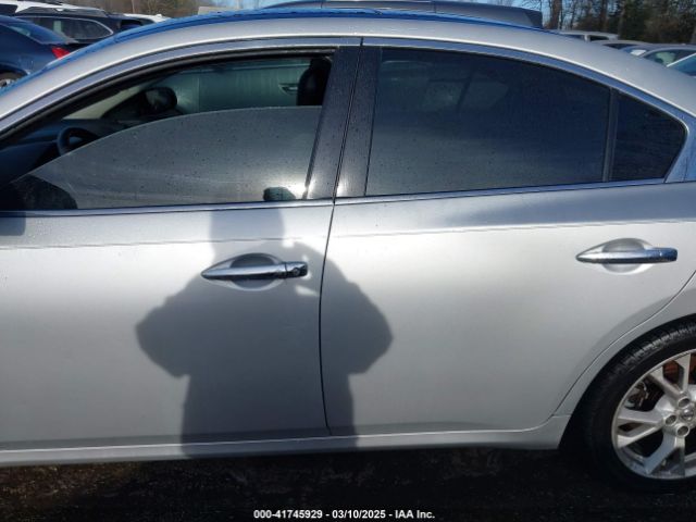 1N4AA5AP8EC907195 Nissan Maxima 3.5 Sv