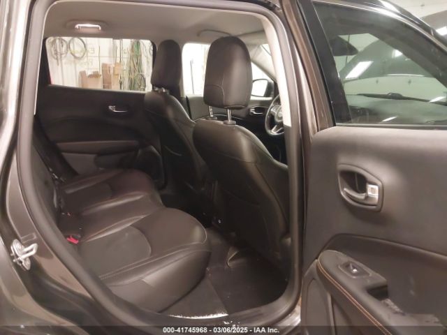 3C4NJDCBXKT806442 Jeep Compass Limited 4x4