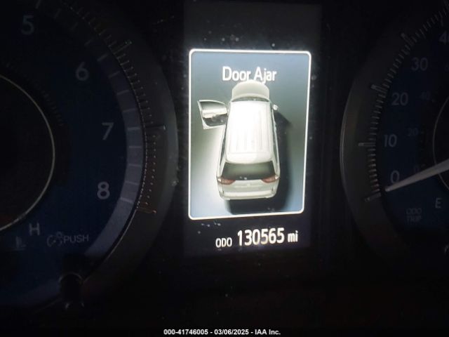 5TDYZ3DC0JS917727 Toyota Sienna Xle 8 Passenger