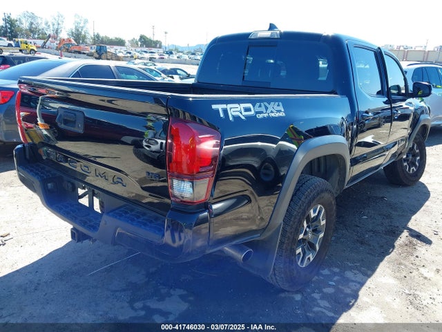 3TMCZ5AN6JM140000 Toyota Tacoma Trd Off Road