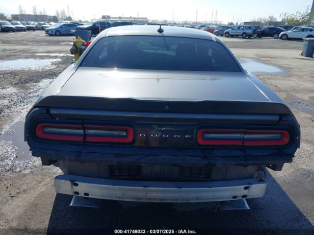 2C3CDZFJ7FH855227 Dodge Challenger R/t Scat Pack