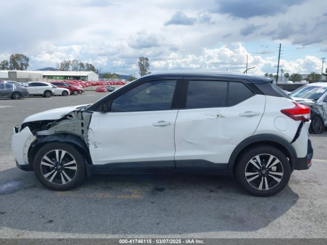 3N1CP5CU7JL518716 Nissan KICKS SV