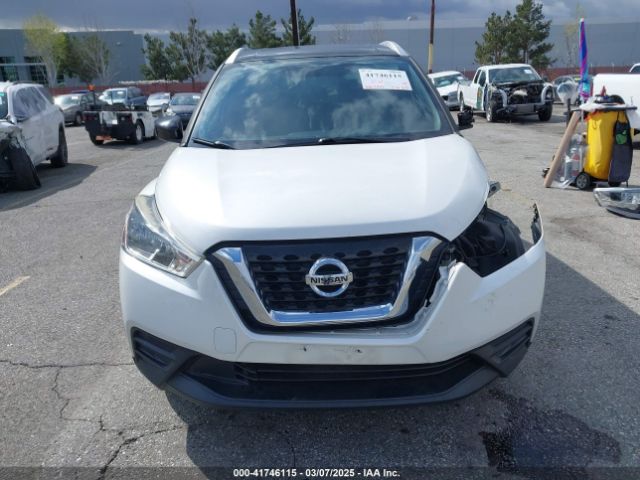 3N1CP5CU7JL518716 Nissan KICKS SV