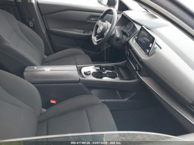5N1BT3ABXRC698674 Nissan Rogue S Intelligent Awd