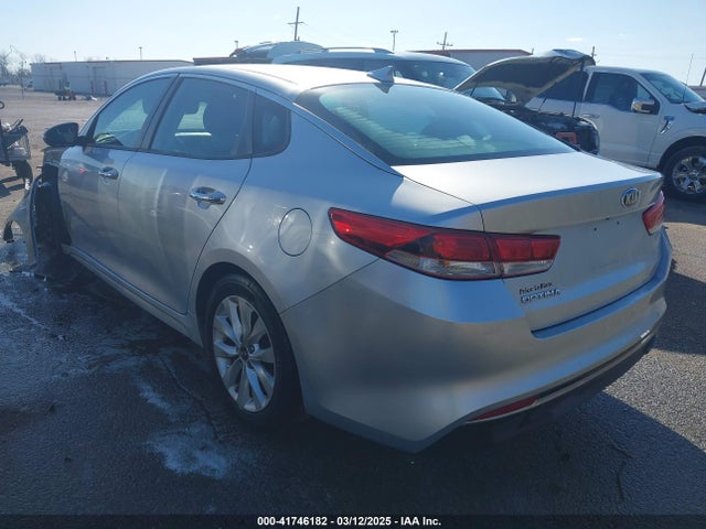 5XXGT4L32HG154092 KIA Optima Lx