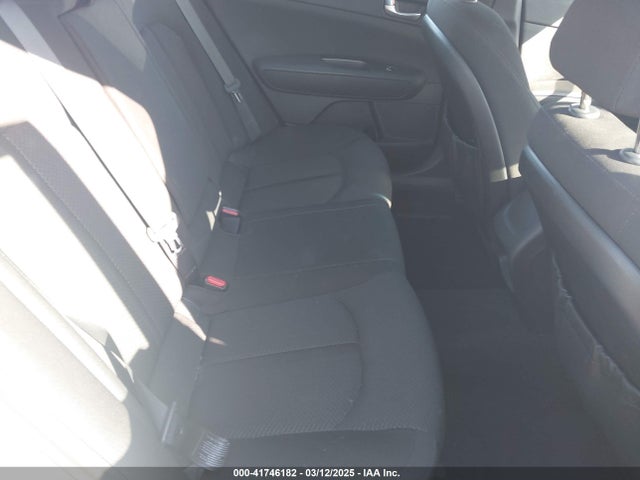 5XXGT4L32HG154092 KIA Optima Lx