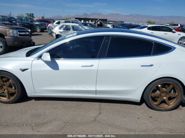 5YJ3E1EA1JF035459 Tesla Model 3 Long Range/mid Range