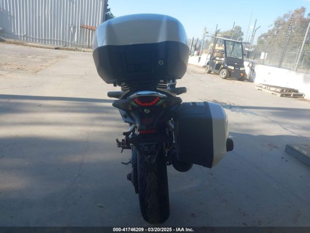 2014 HONDA VFR800 JH2RC7912EK000734 Photo 5