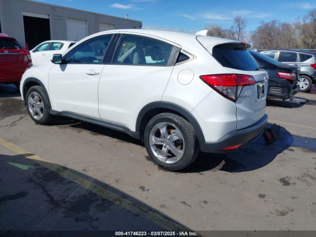2020 HONDA HR-V 3CZRU5H37LM718129 Photo 2