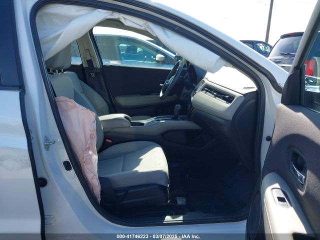 2020 HONDA HR-V 3CZRU5H37LM718129 Photo 4