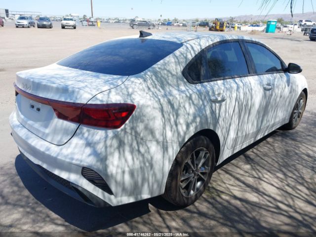 3KPF24AD9RE766228 KIA Forte Lxs