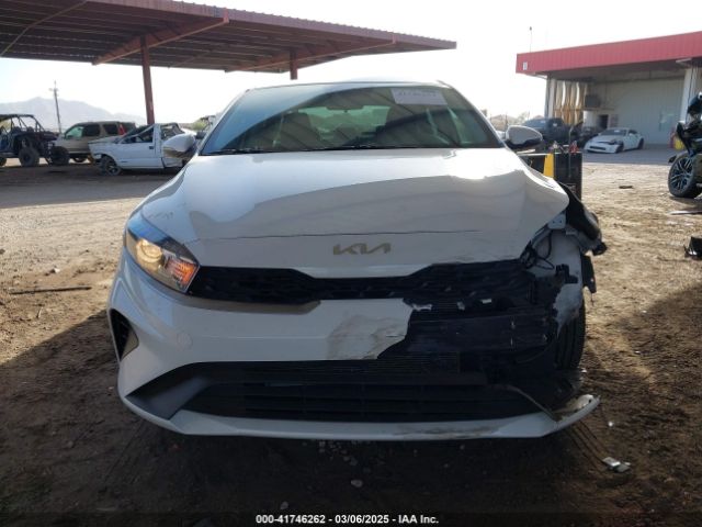 3KPF24AD9RE766228 KIA Forte Lxs