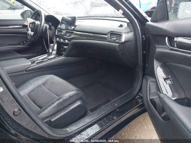 1HGCV1F35KA061316 Honda Accord Sport