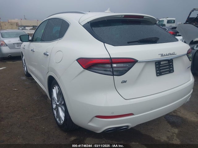 ZN661XUL3LX341388 Maserati Levante Granlusso