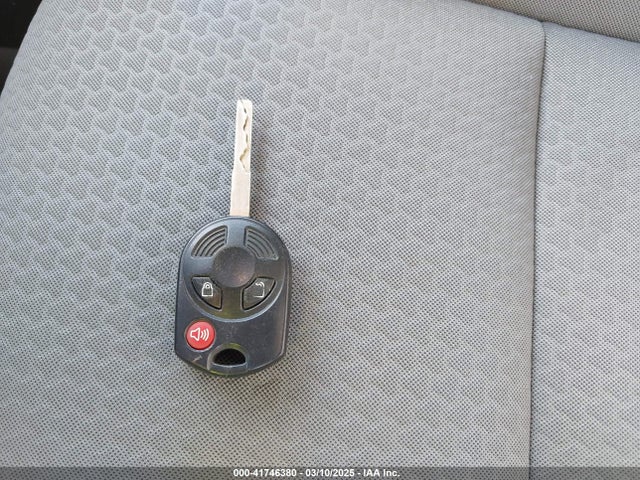1FMCU9GD0JUB94615 Ford ESCAPE SE