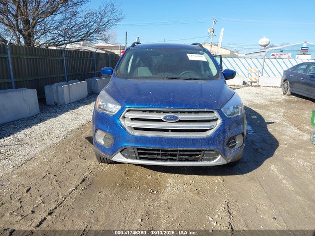 1FMCU9GD0JUB94615 Ford ESCAPE SE