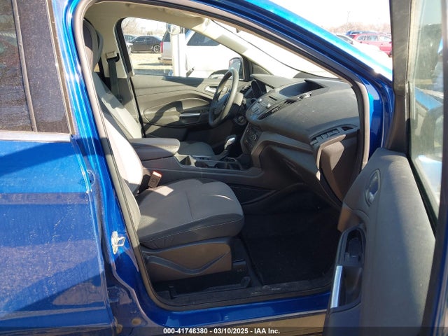 1FMCU9GD0JUB94615 Ford ESCAPE SE
