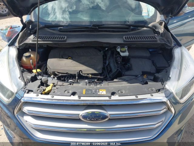 1FMCU9GD4JUA28579 Ford ESCAPE SE