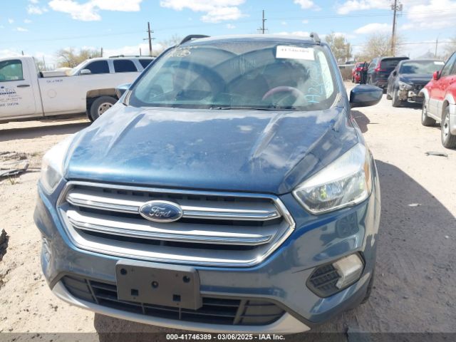 1FMCU9GD4JUA28579 Ford ESCAPE SE