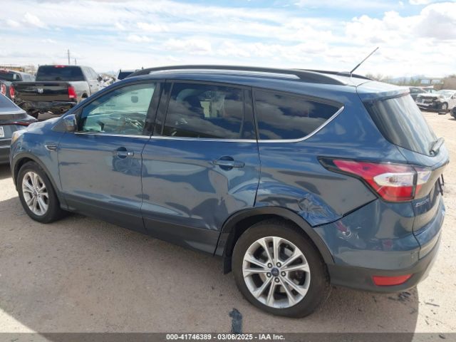 1FMCU9GD4JUA28579 Ford ESCAPE SE