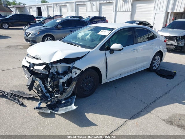 Toyota Corolla Hybrid Le 2024 JTDBCMFE1R3056731 Image 2