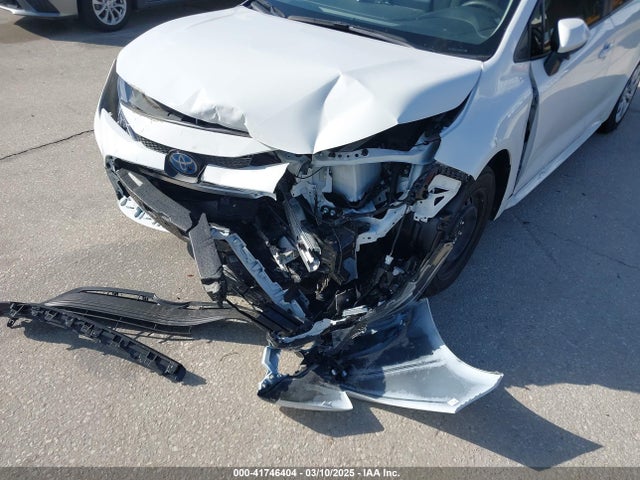 Toyota Corolla Hybrid Le 2024 JTDBCMFE1R3056731 Image 6