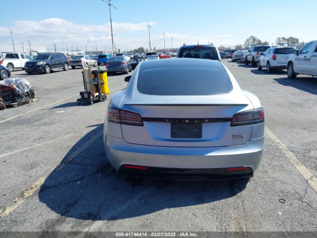 5YJSA1E68RF540168 Tesla Model S Plaid Tri Motor All-wheel Drive
