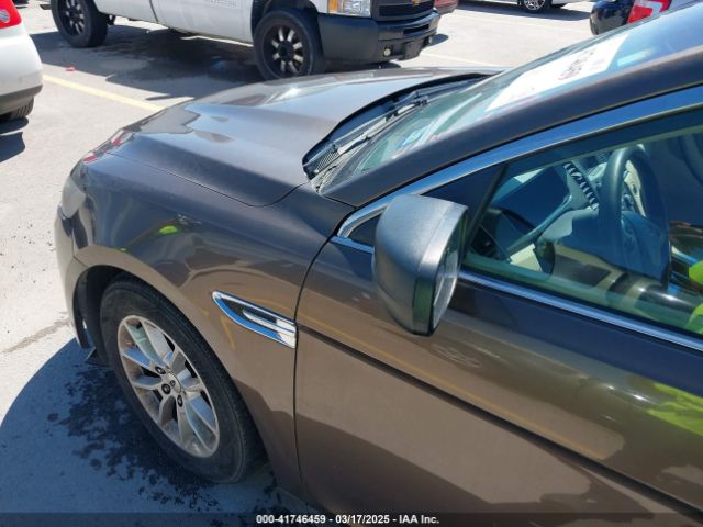 1FAHP2D92FG118270 Ford TAURUS SE
