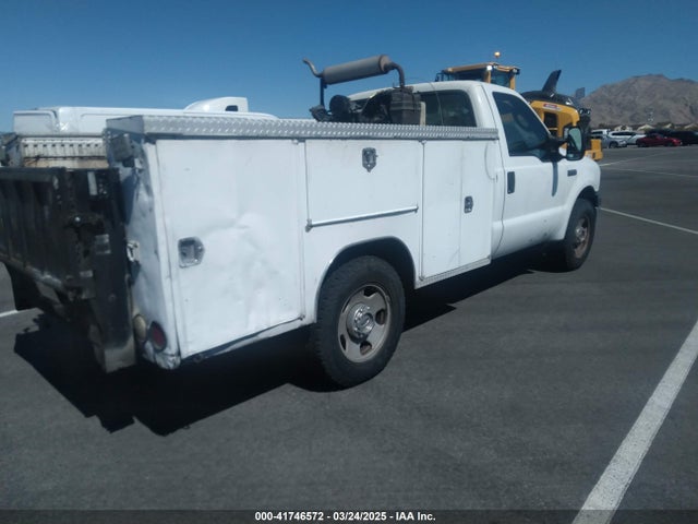 2005 Ford F-350 Xl/xlt მანქანა იყიდება აუქციონზე, vin: 1FDSF34585EA36927, აუქციონის ნომერი: 41746572