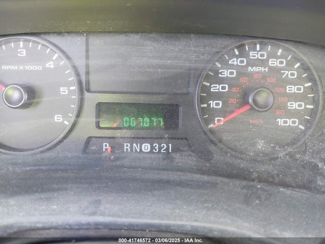 2005 Ford F-350 Xl/xlt მანქანა იყიდება აუქციონზე, vin: 1FDSF34585EA36927, აუქციონის ნომერი: 41746572