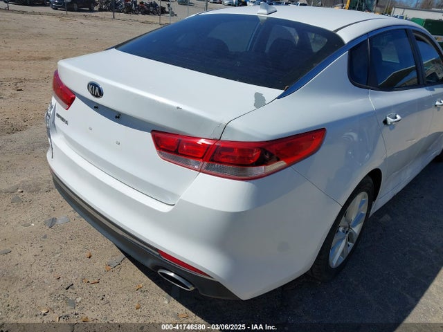 5XXGT4L34GG016620 KIA Optima Lx