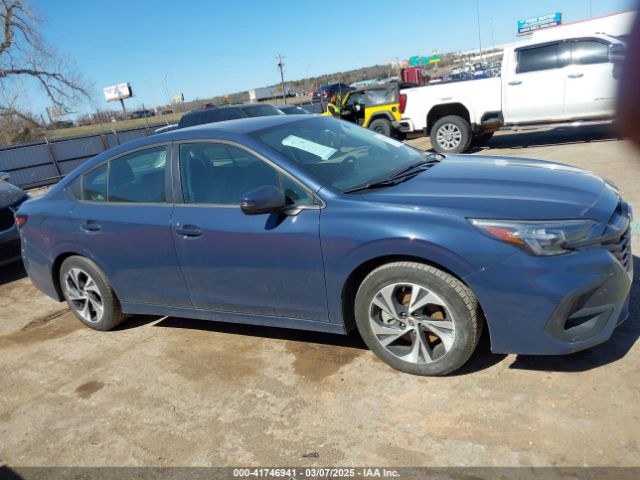 4S3BWAD69P3016718 Subaru Legacy Premium