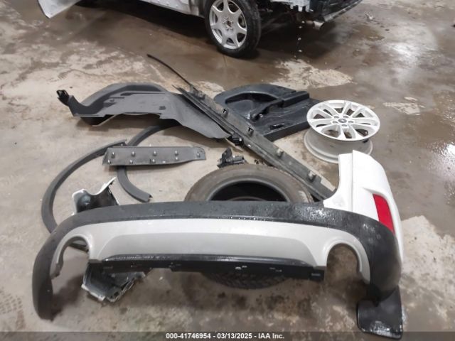 1FMCU9G61NUA42771 Ford ESCAPE SE