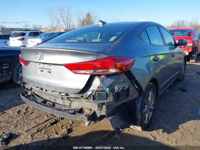 5NPD84LF2JH307949 Hyundai ELANTRA SEL
