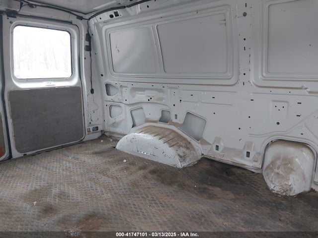 Ford E-250 Commercial 2014 1FTNE2EW7EDA00187 Image 8