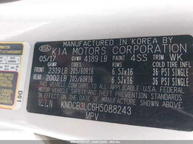 KNDCB3LC6H5088243 KIA NIRO LX
