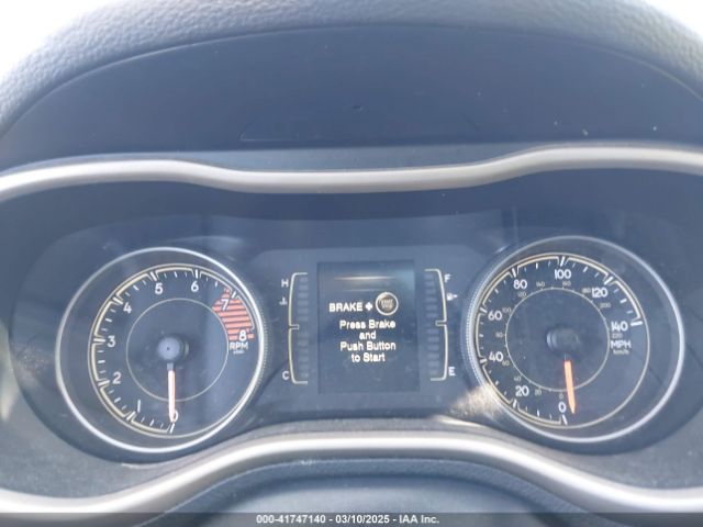 1C4PJMCS2HW575645 Jeep Cherokee Latitude 4x4