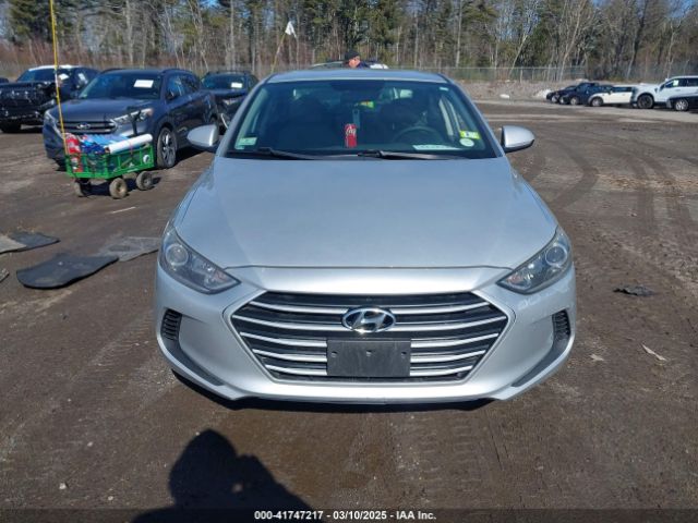 5NPD74LF2HH162411 Hyundai ELANTRA SE