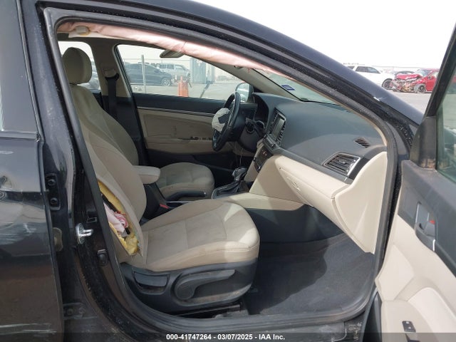 5NPD84LF7JH300219 Hyundai Elantra Value Edition