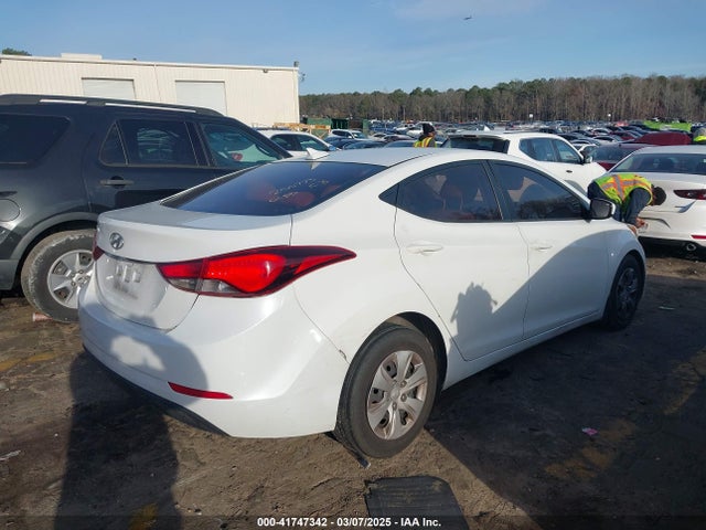 5NPDH4AE6GH713798 Hyundai ELANTRA SE