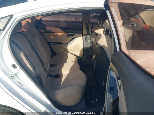 5NPDH4AE6GH713798 Hyundai ELANTRA SE
