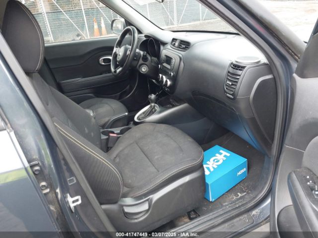 KNDJP3A50E7017777 KIA SOUL +