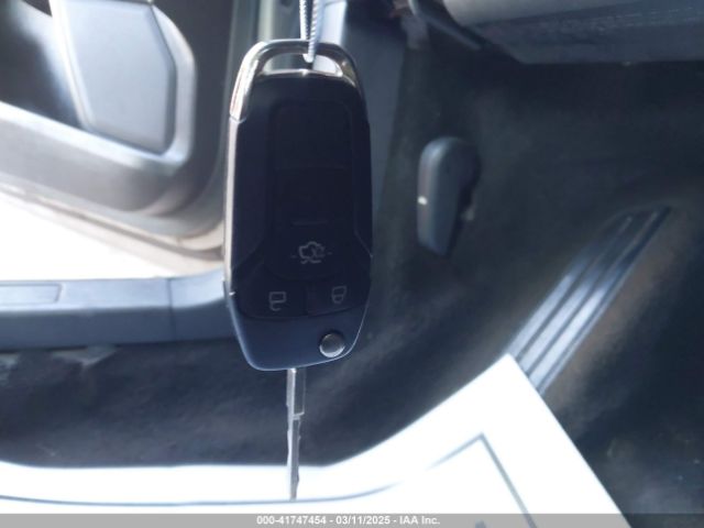 3FA6P0H72GR177902 Ford FUSION SE