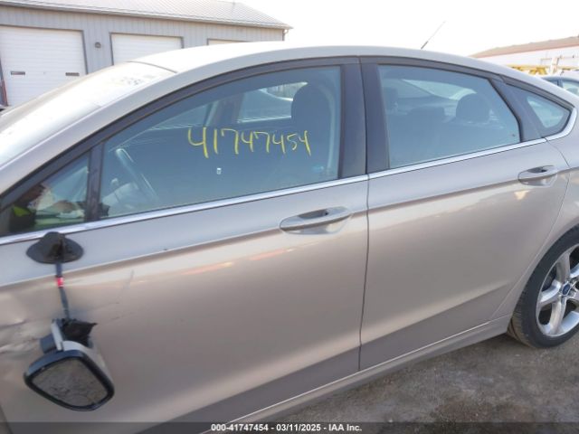 3FA6P0H72GR177902 Ford FUSION SE