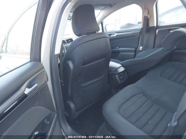 3FA6P0H72GR177902 Ford FUSION SE