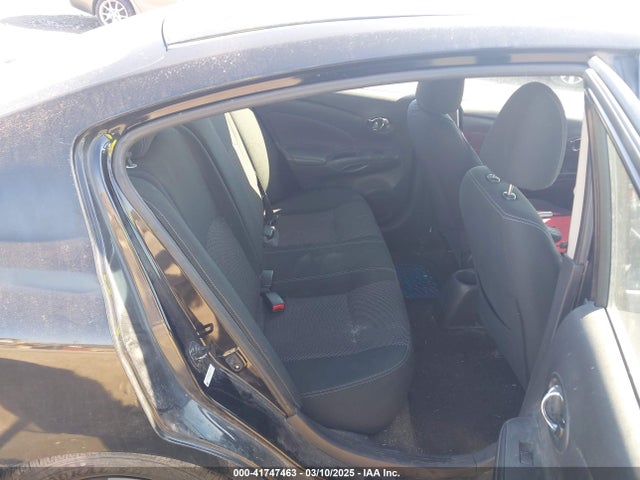 3N1CN7AP2HL841712 Nissan Versa 1.6 Sv