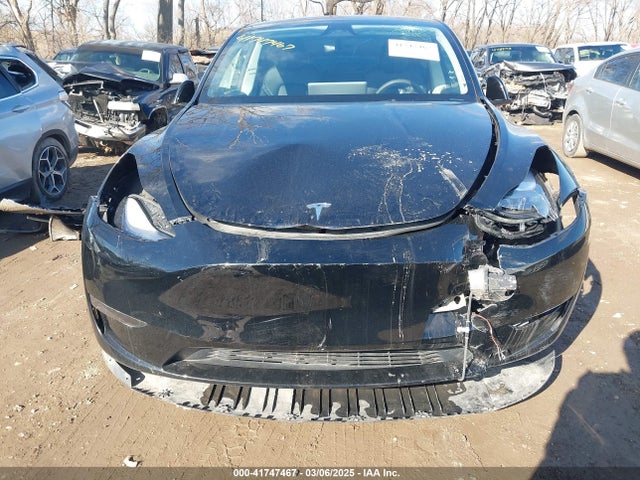 7SAYGDED5RF093018 Tesla Model Y Long Range Dual Motor All-wheel Drive/rwd