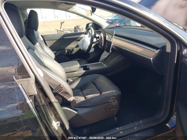 2024 TESLA MODEL Y 7SAYGDED5RF093018 Photo 4